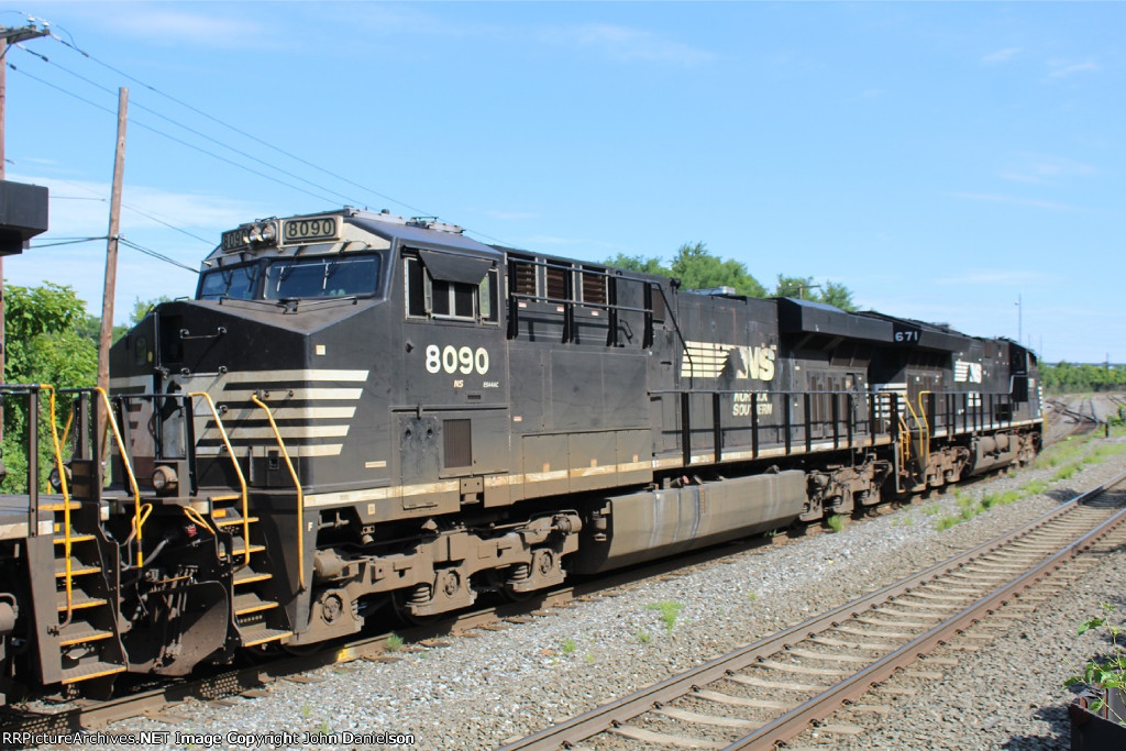 NS 8090